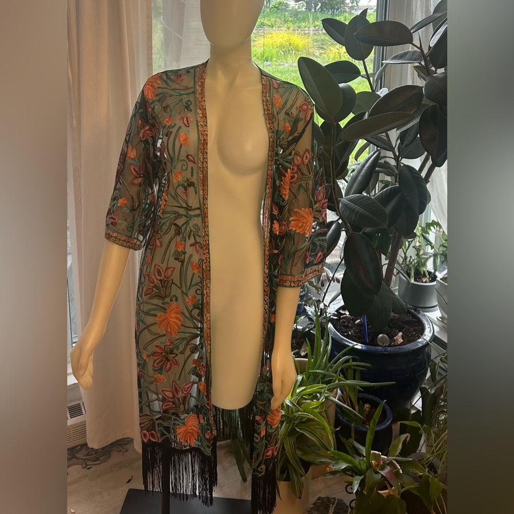 🆕Rebellion Again Sz L Floral Embroidered Sheer Open Duster Beach Cove-up